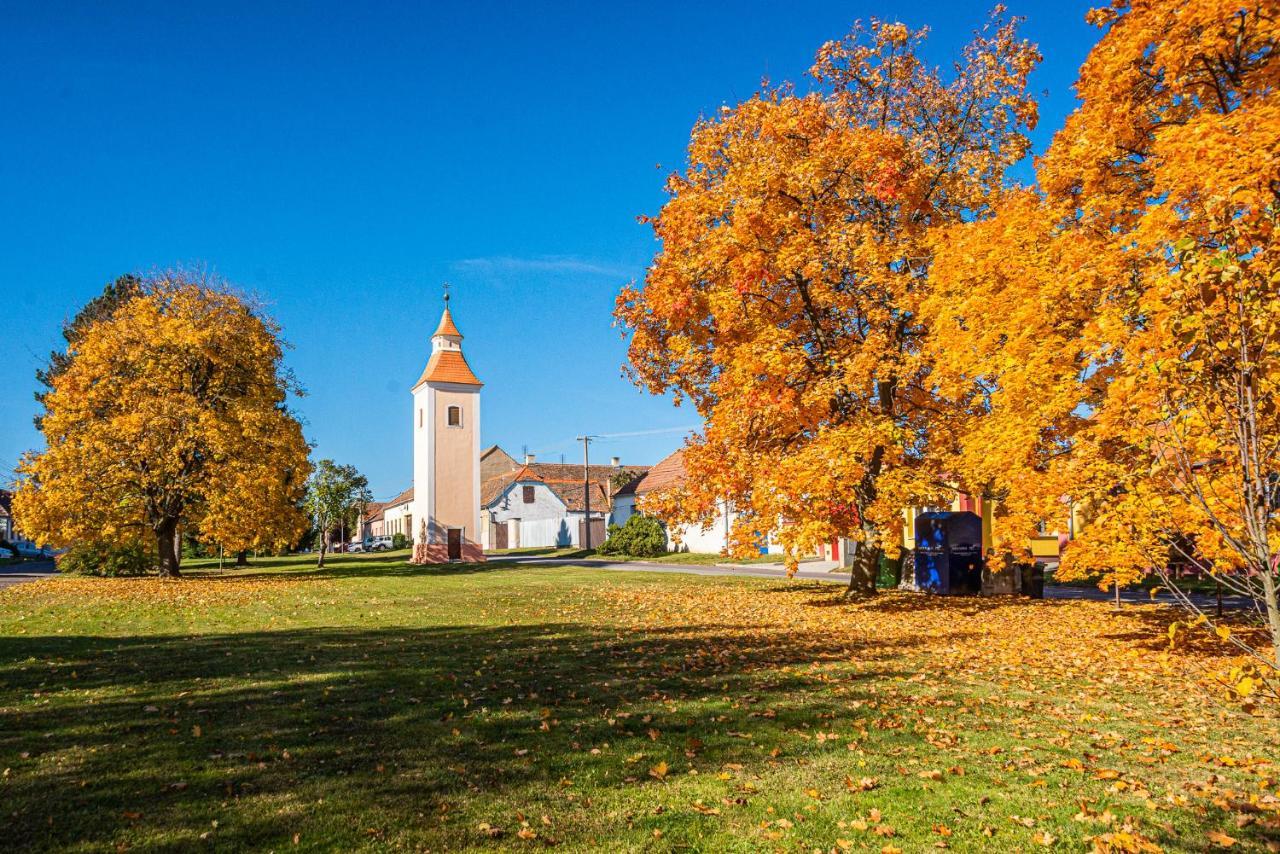 Althansky Hostinec Znojmo Luaran gambar